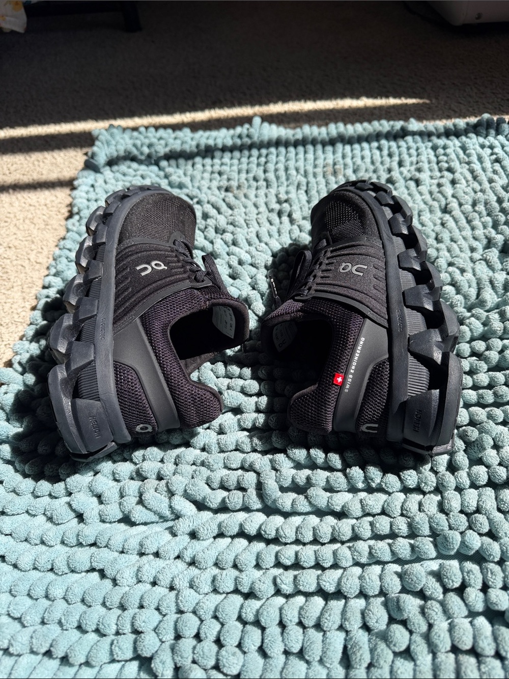 On Running Black woman’s Athletic Running Shoes - Picture 9 of 11